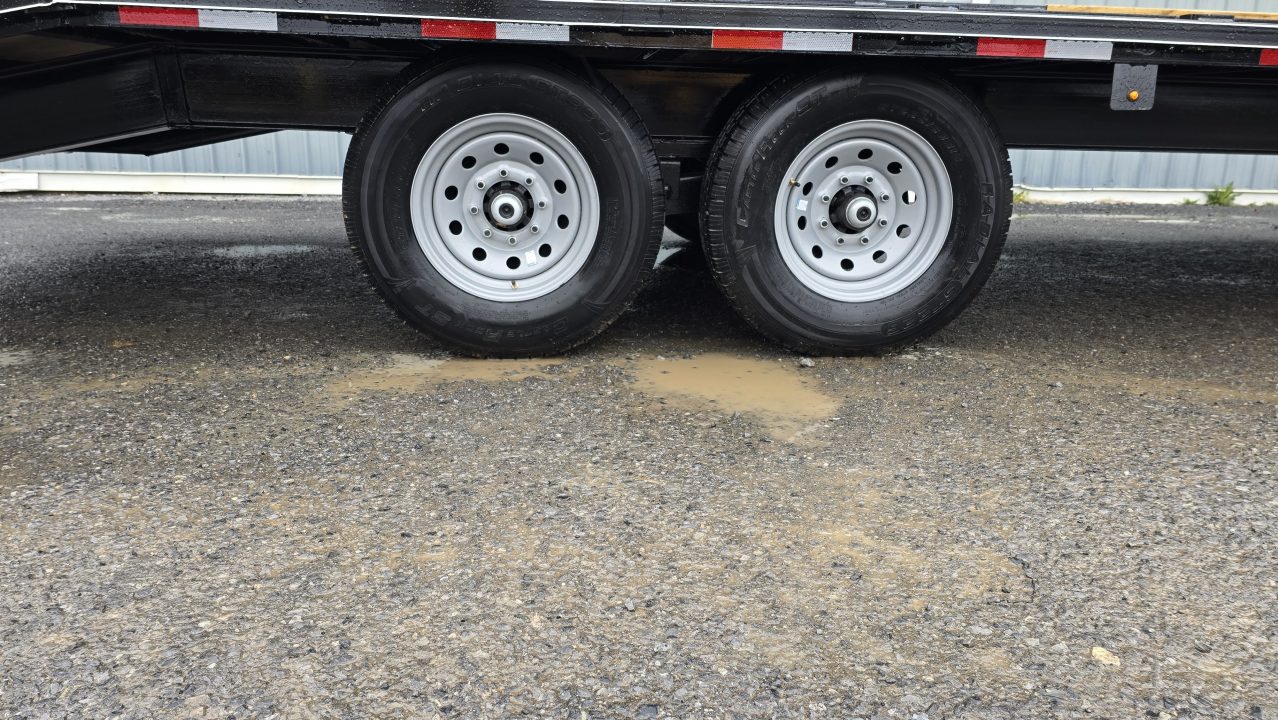 New Quality Trailers General Duty Gooseneck / 24' / 14000 GVWR