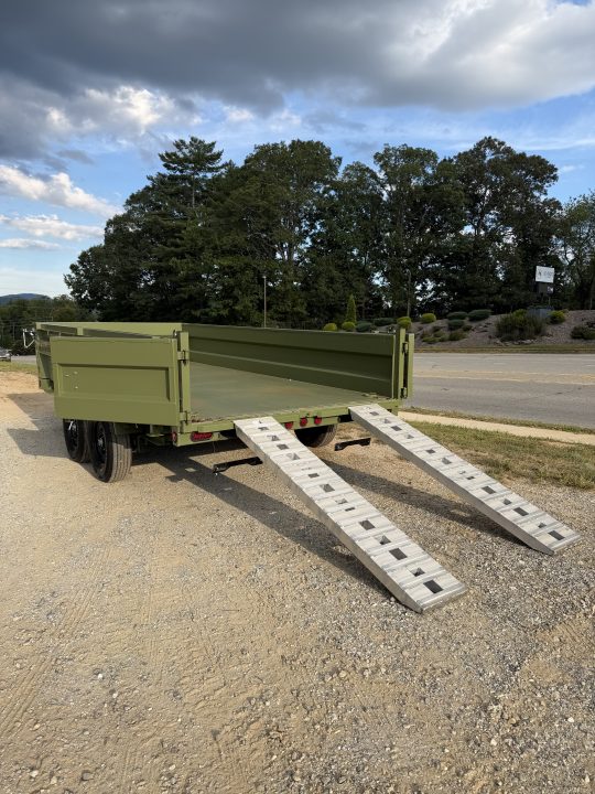 New 2026 Iron Bull Dump Trailer / DTB Series / 83" Wide x 16' Long / Scissor Hoist / Ramp / Tarp / 24" High Sides / Military Green Color