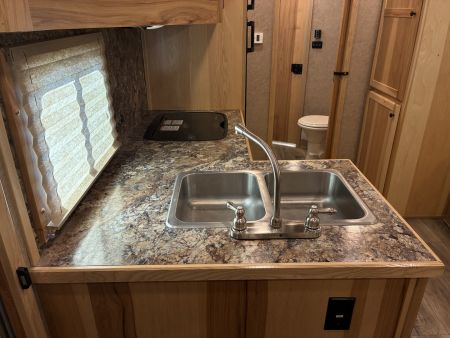 Used 2023 Lakota 3H 14'LQ Horse Trailer