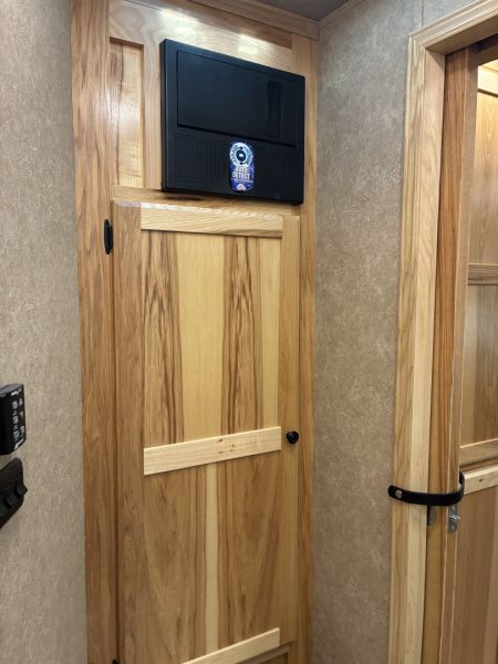 Used 2023 Lakota 3H 14'LQ Horse Trailer