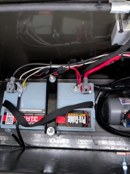 New 2026 MAXX-D YDX Hydraulic Dovetail Flatbed Trailer