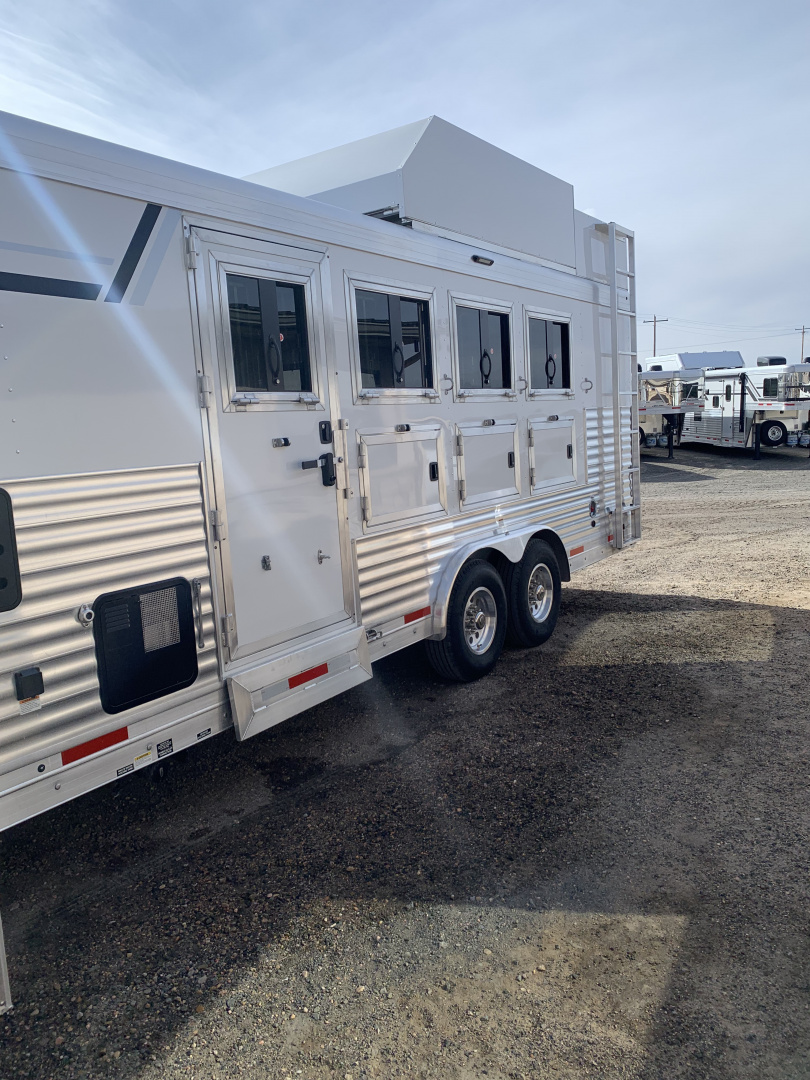 New 2026 SMC P8412SRK Horse Trailer