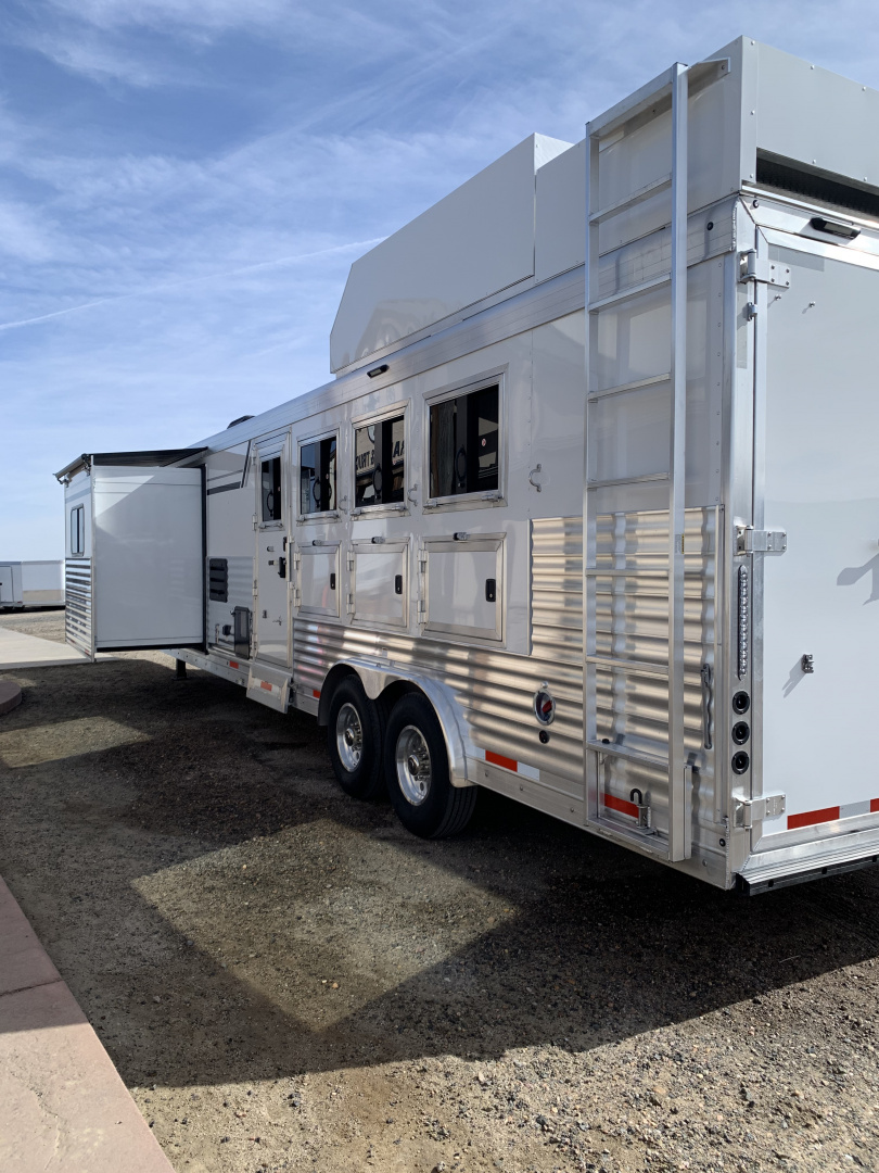 New 2026 SMC P8412SRK Horse Trailer