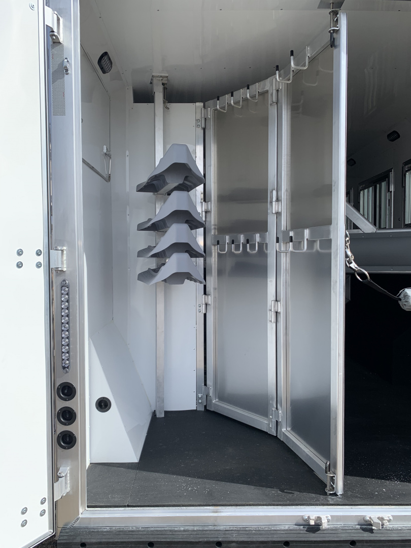 New 2026 SMC P8412SRK Horse Trailer