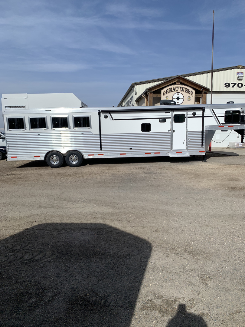 New 2026 SMC P8412SRK Horse Trailer