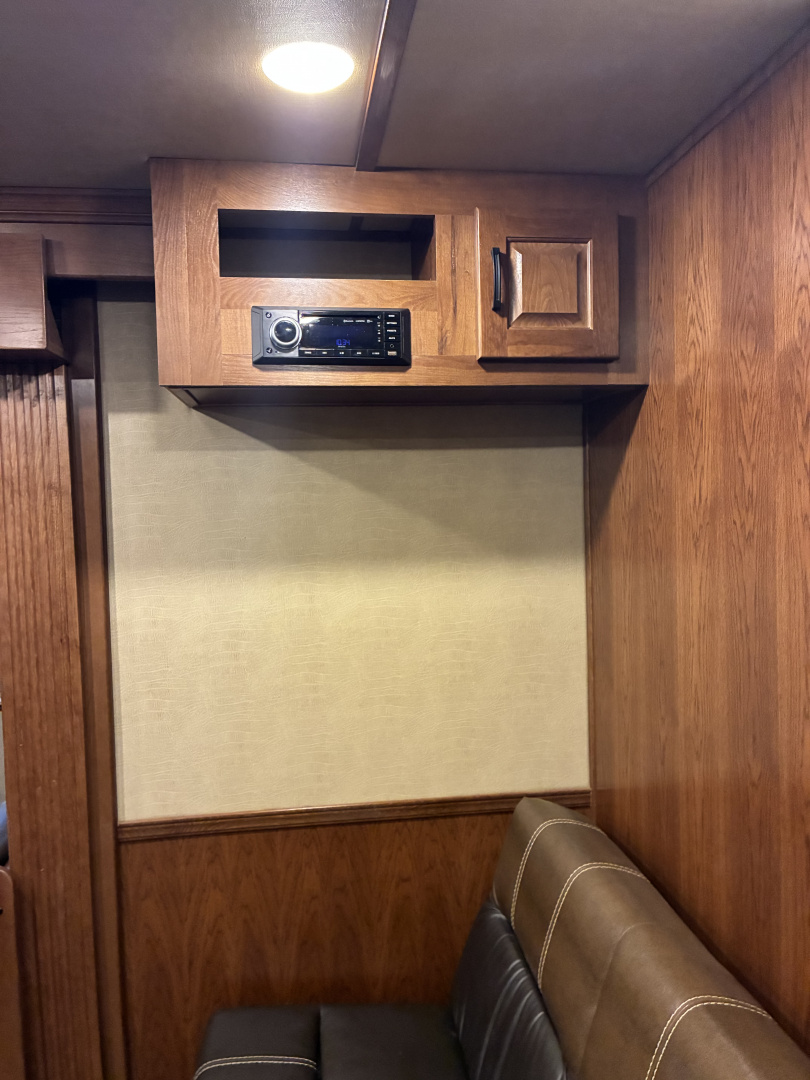 Used 2018 Lakota BI8319SROK 3H 19'LQ with Outside Entertainment Horse Trailer