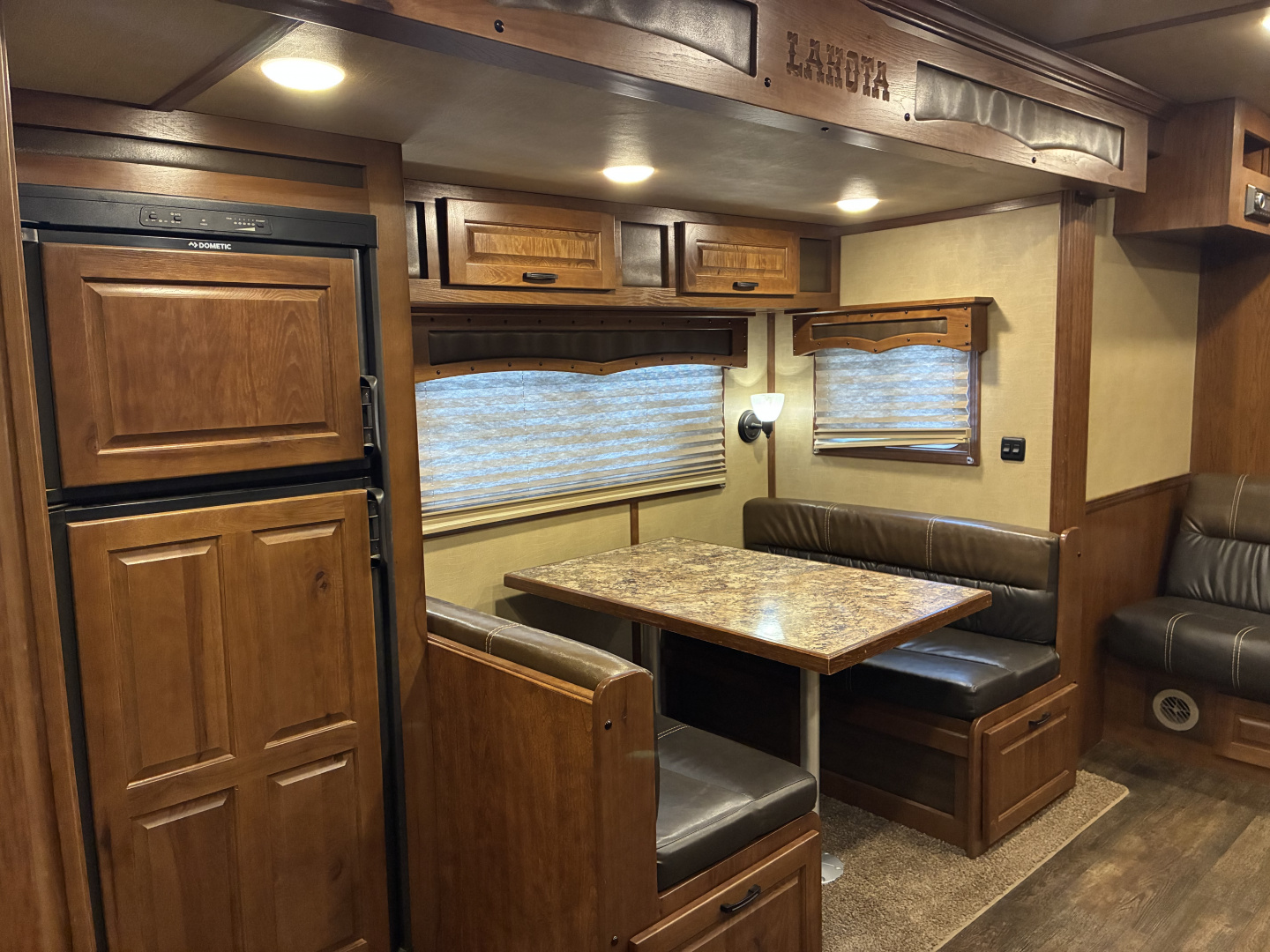 Used 2018 Lakota BI8319SROK 3H 19'LQ with Outside Entertainment Horse Trailer