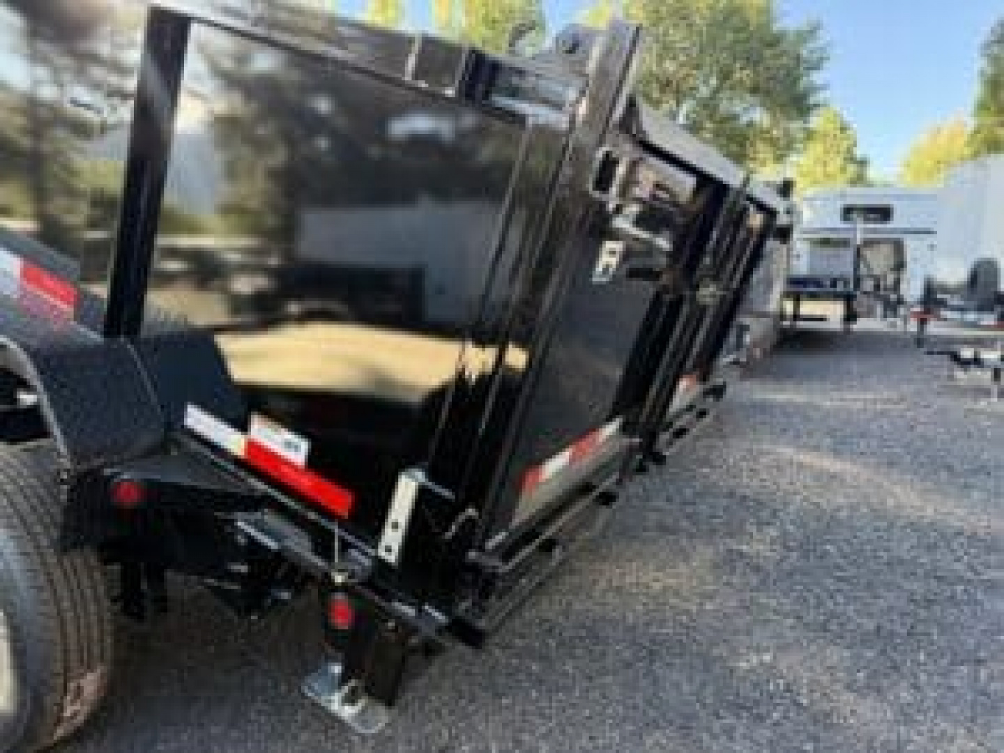 New 2026 Top Hat Trailers 14X83" DE14 4' Sides Dump Trailer