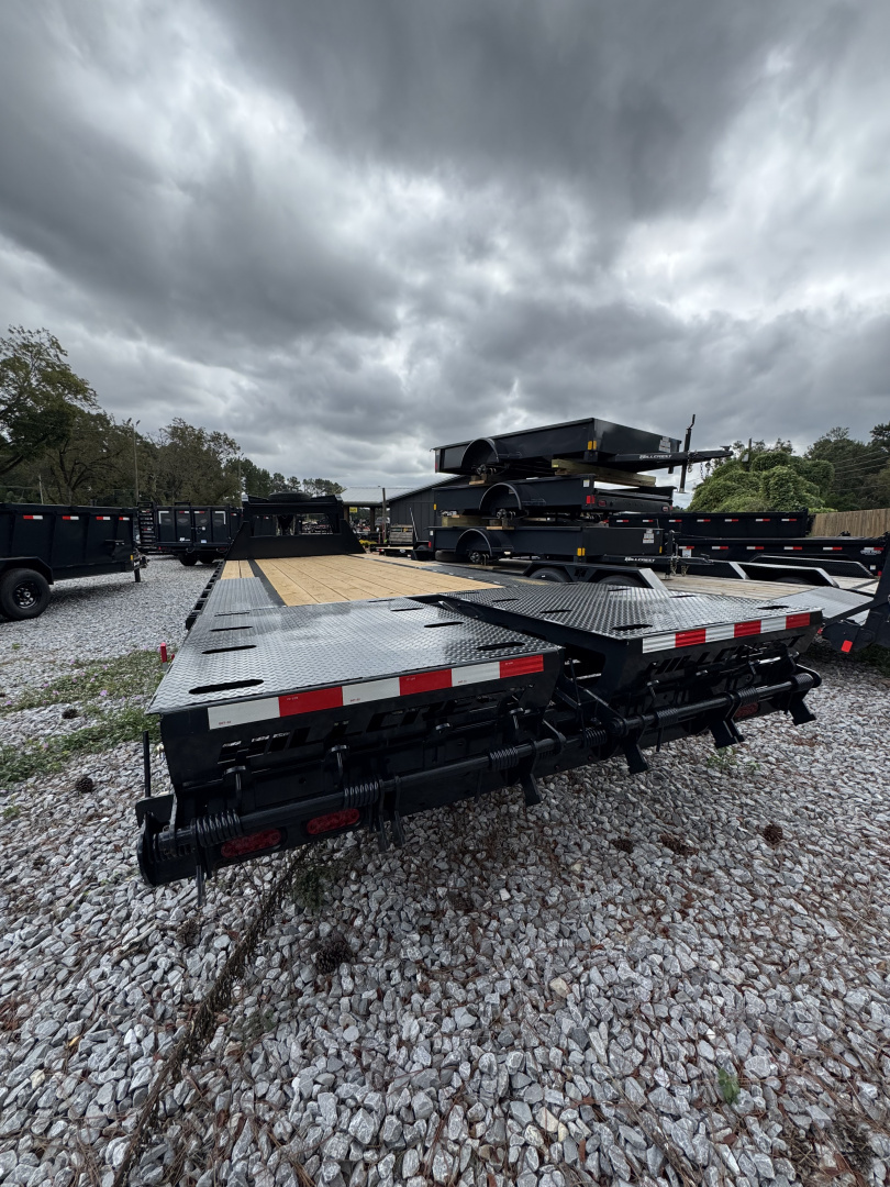 2026 Hillcrest Trailers photo 9