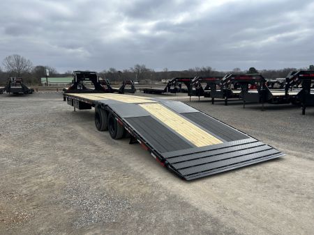 New 2026 MAXXD Hydraulic Dovetail Gooseneck Trailer | 102" x 34' | 40K GVWR