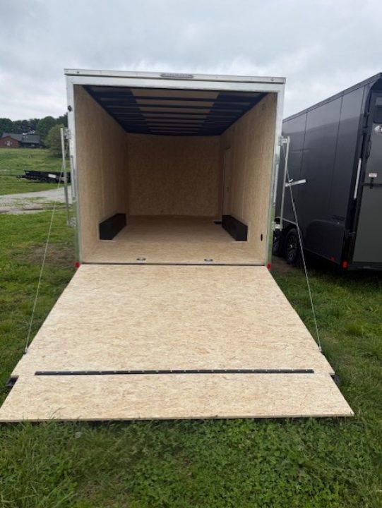 2026 Formula Trailers photo 4
