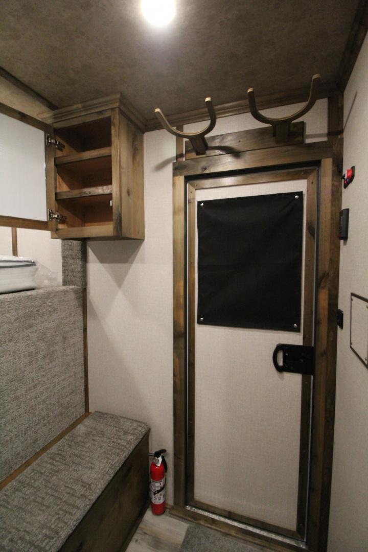 New 2026 Trails West Classic 7x7 Living Quarters Weekender - A/C - Shower & Toilet - Pass Through & Escape Door - Side Tack - 2 Horse Trailer