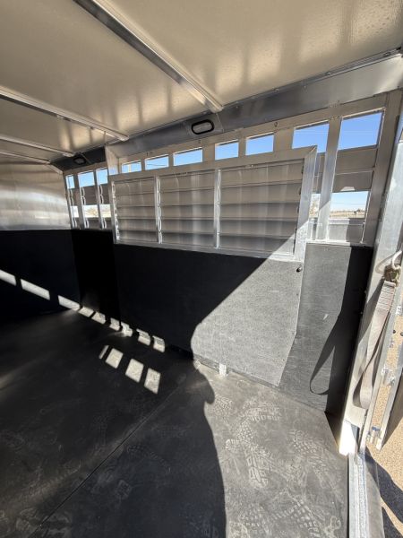 Used 2026 Hart Trailer LARIAT Horse Trailer
