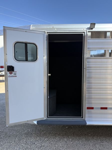 Used 2026 Hart Trailer LARIAT Horse Trailer