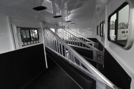 New 2026 Trails West Classic II 4 Horse Extra Tall Trailer - Escape Door - Lined and Insulated