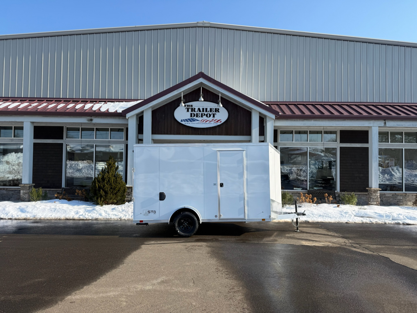 6×12 Enclosed Cargo Trailer