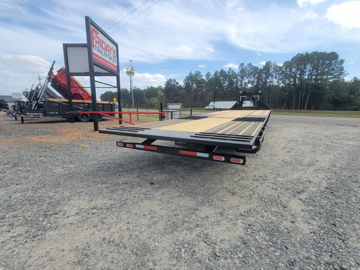 New 2026 Diamond C Trailers FMAX210 32' x 102" Hydraulic Dovetail Equipment Trailer