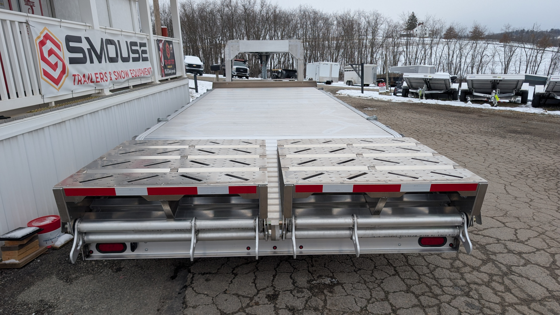 New 2026 EBY 20+4 TRADESMAN GOOSENECK ALUMINUM DECKOVER Trailer w/ 50/50 Fold Flat Ramps