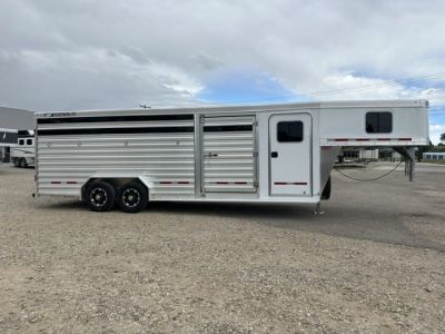 New 2026 Featherlite 24' Combo