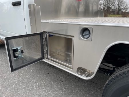 New EBY "FREE COUNTRY" 8'6" x 81' Skirted Flatbed - Single Wheel Truck - 8' Bed