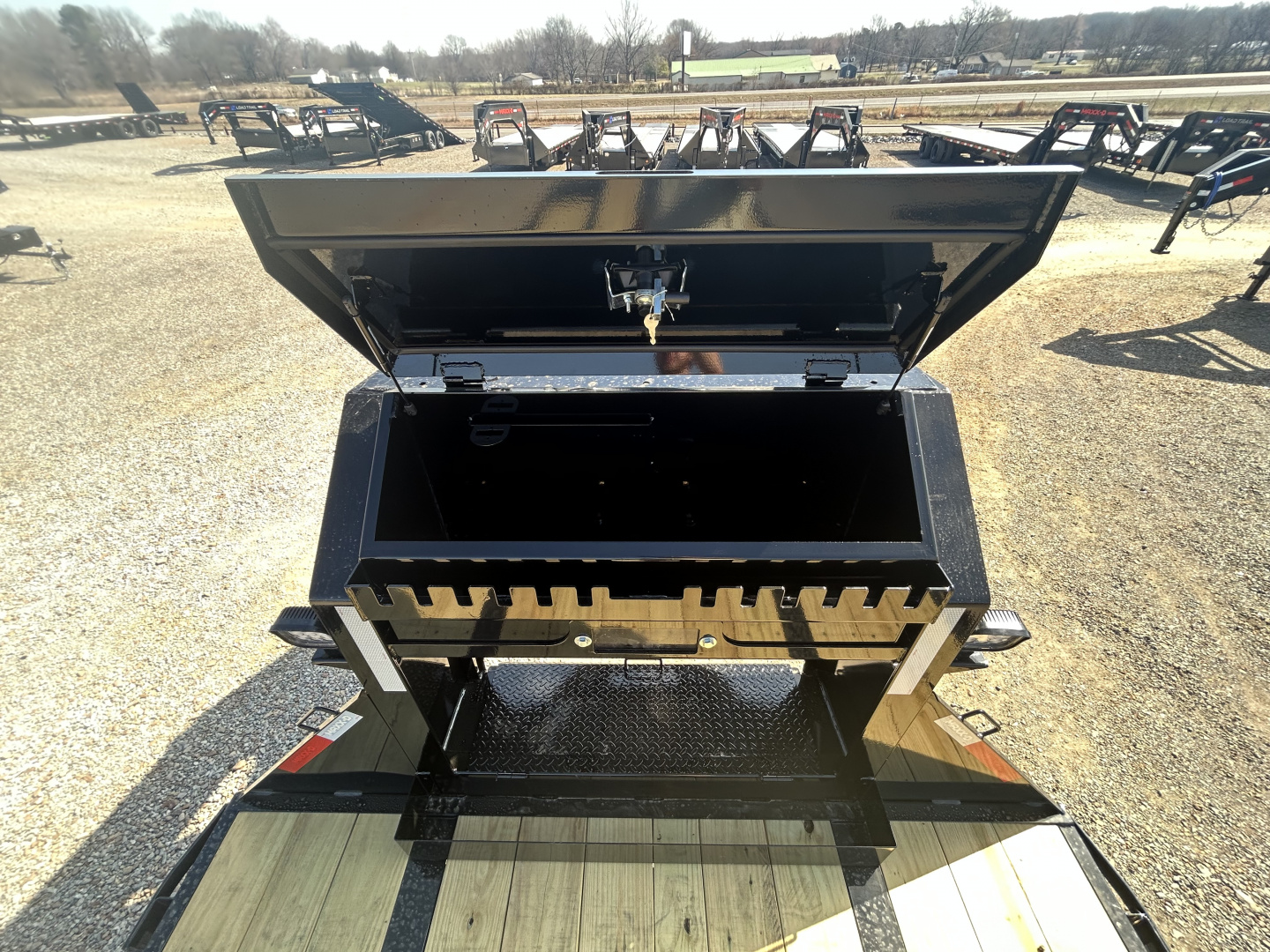 New 2026 MAXXD Hydraulic Dovetail Gooseneck Trailer | 102" x 36' | 40K GVWR