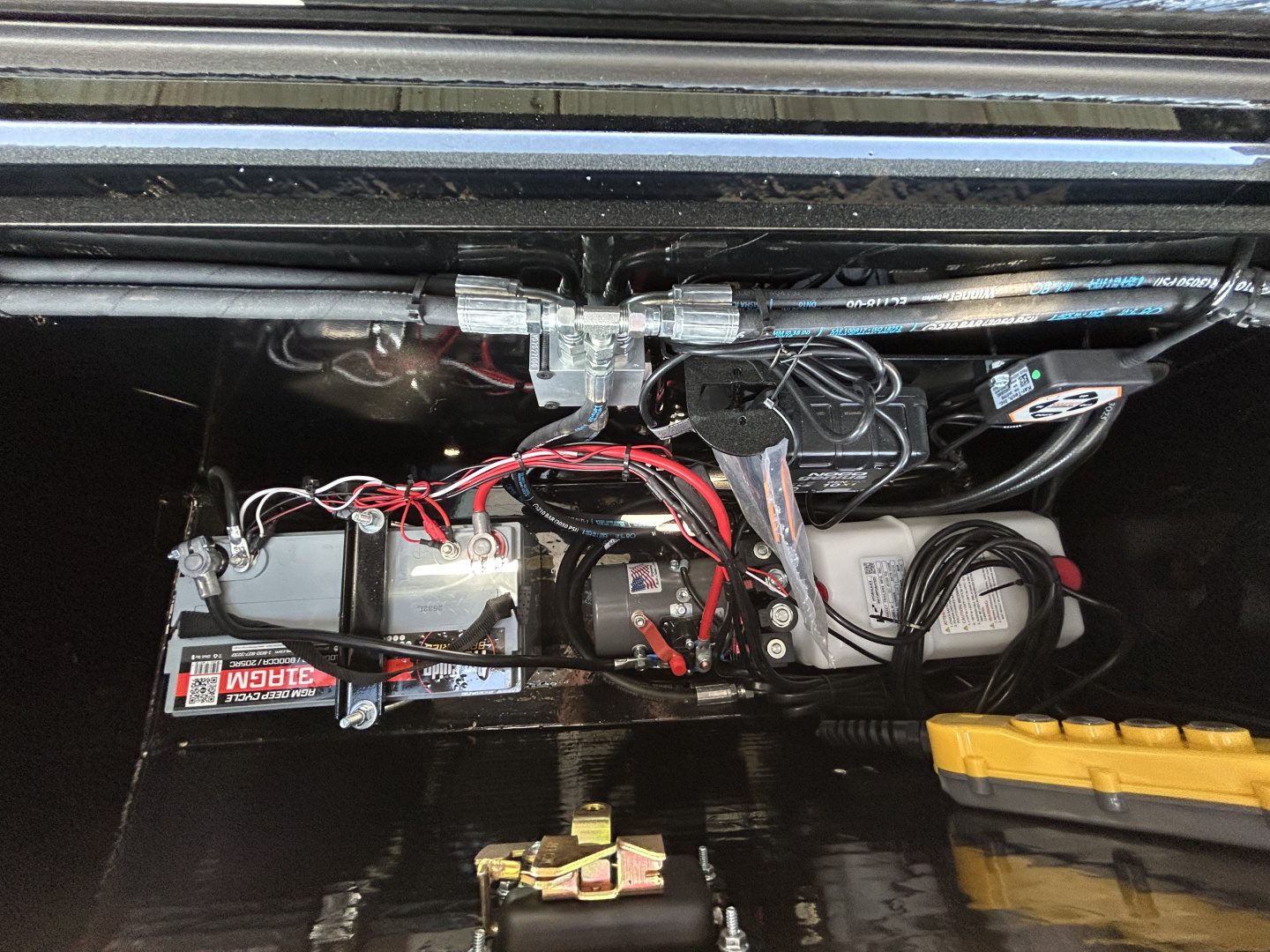 New 2026 MAXXD Hydraulic Dovetail Gooseneck Trailer | 102" x 36' | 40K GVWR