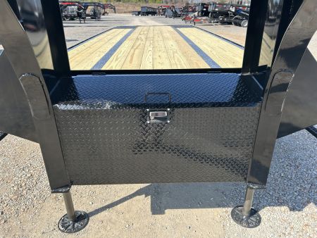 New 2026 MAXXD Hydraulic Dovetail Gooseneck Trailer | 102" x 36' | 40K GVWR