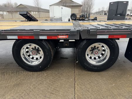 New 2026 Diamond C Trailers FMAX212-35 Flatbed GN Trailer