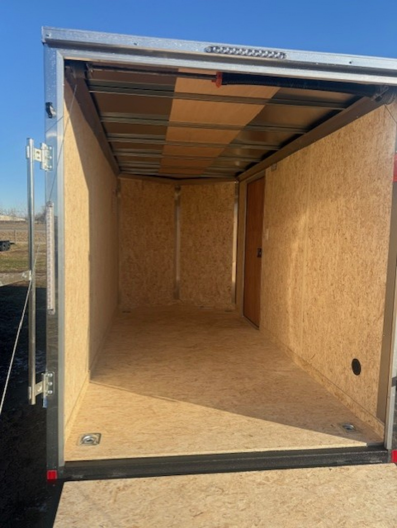 2026 Formula Trailers photo 4