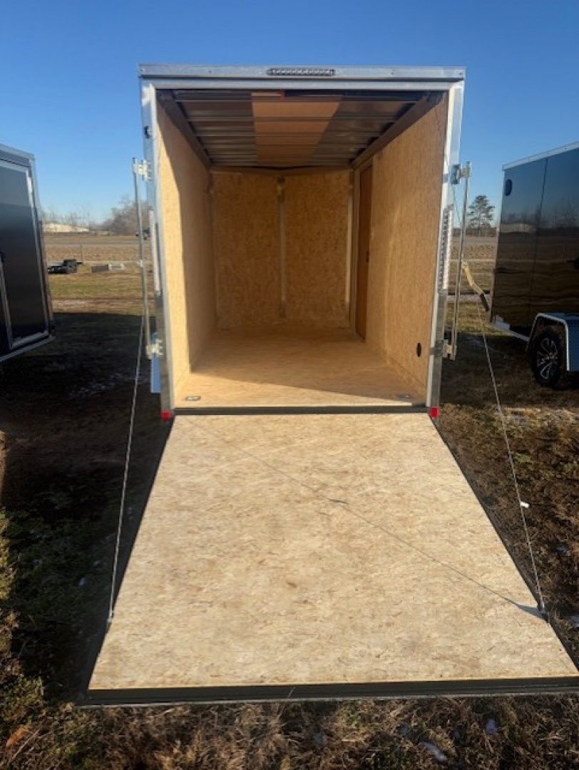 2026 Formula Trailers photo 3
