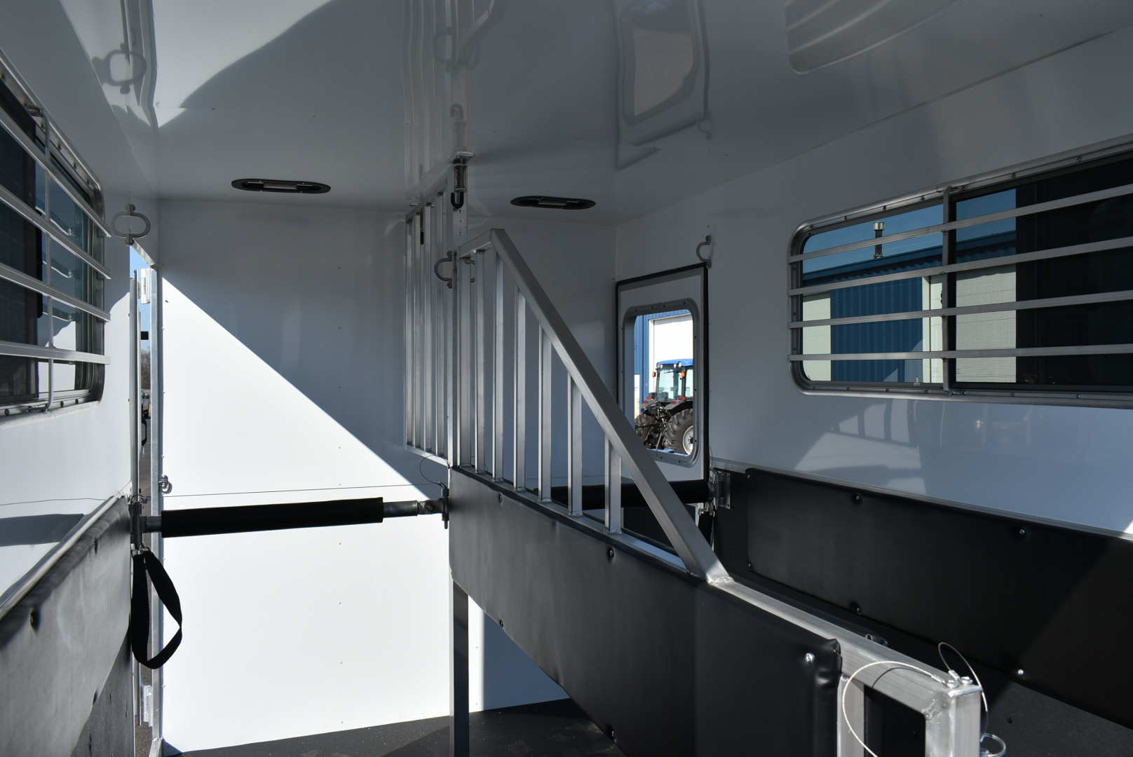 New 2027 Kiefer Manufacturing KRS straight 2H/BP Horse Trailer