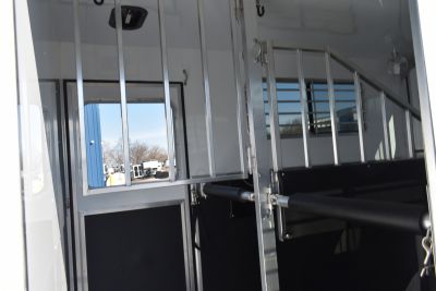New 2027 Kiefer Manufacturing KRS straight 2H/BP Horse Trailer