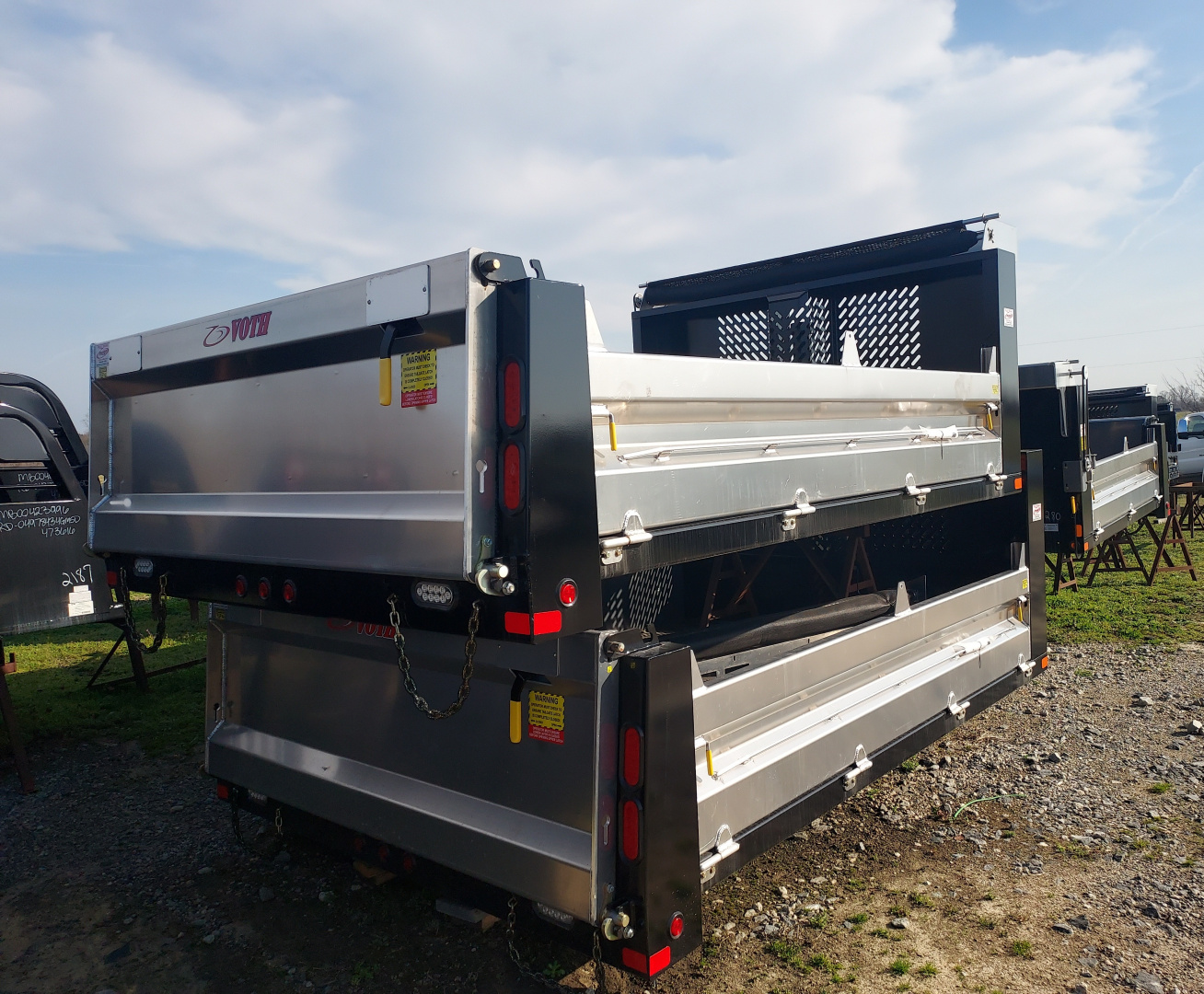 New 2026 Voth Truck Bodies 11'9 HYBRID Dump Bodies