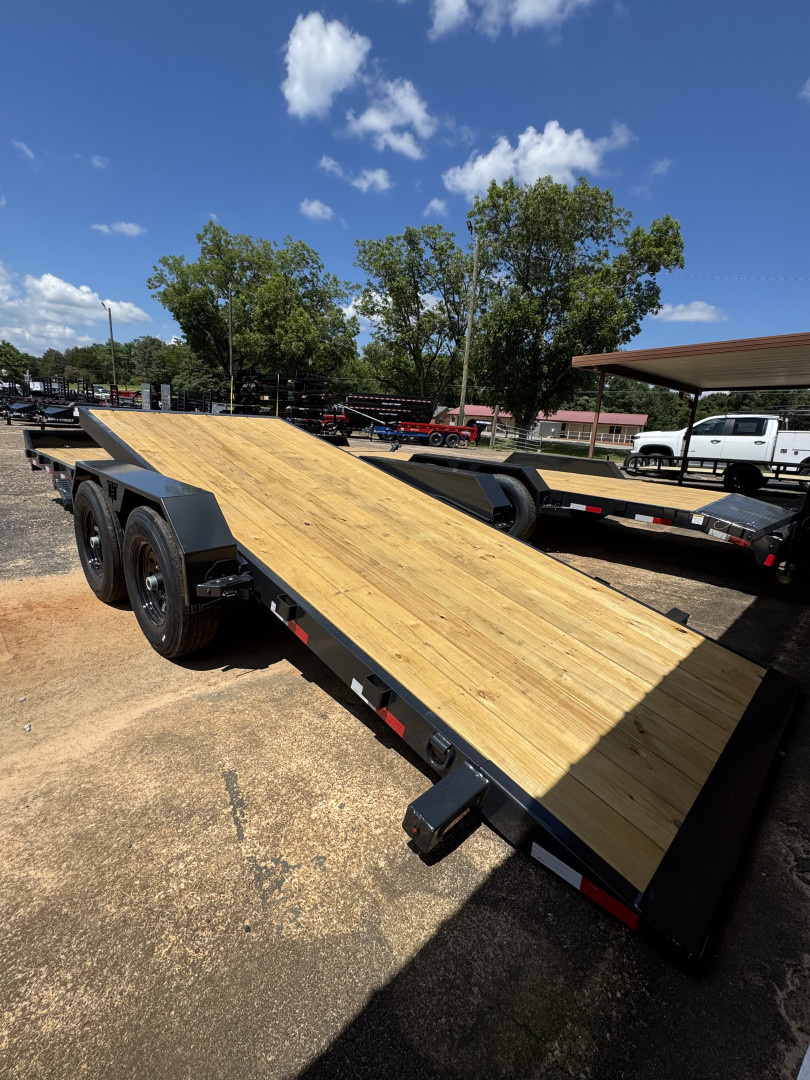 2026 Hillcrest Trailers photo 6