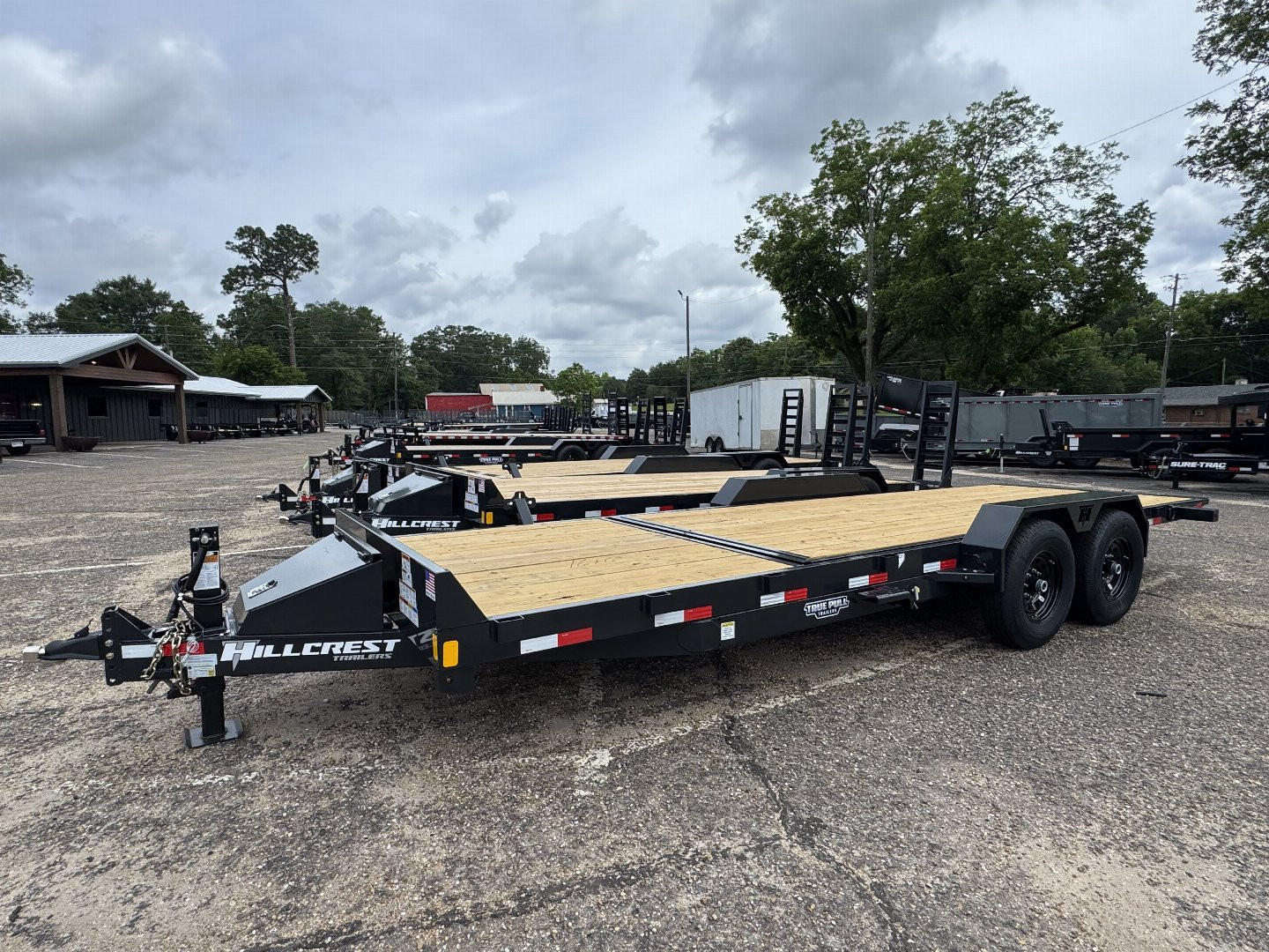 2026 Hillcrest Trailers photo 2
