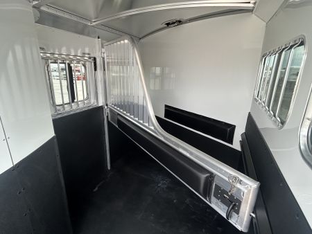 New 2026 4-Star Trailers 2 Horse Slant Load Horse Trailer