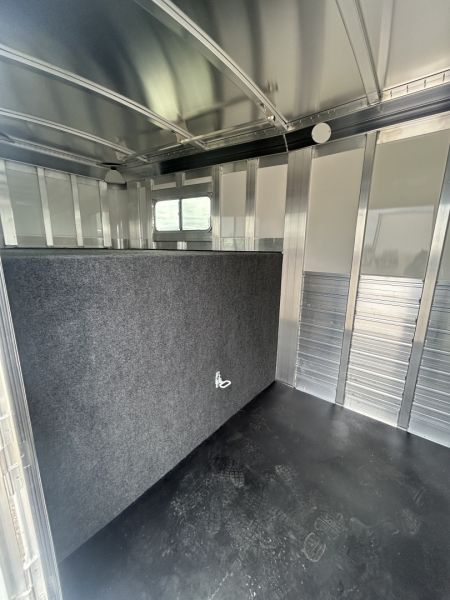 New 2026 4-Star Trailers 2 Horse Slant Load Horse Trailer