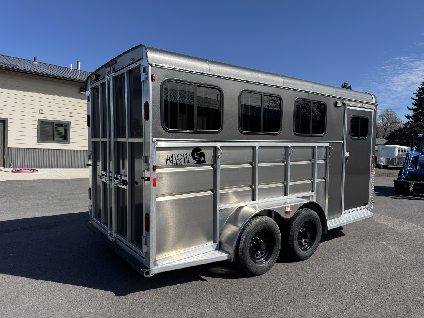 2026 Maverick Lite Deluxe photo 3
