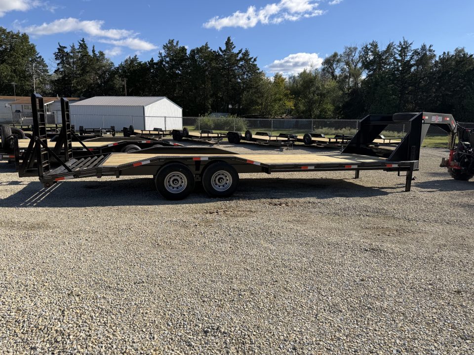 New 2027 Double A 102"x26' Gooseneck 14K Gooseneck