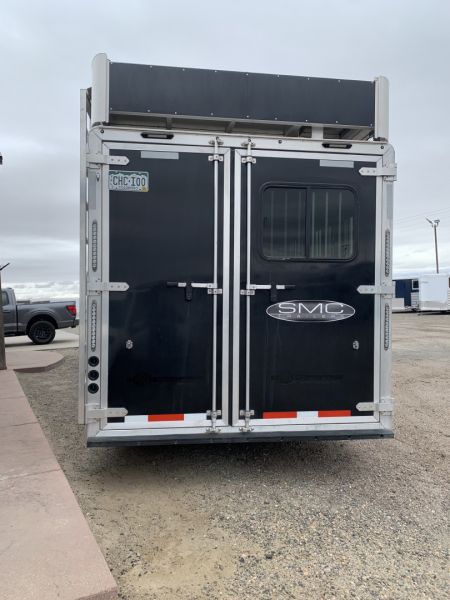 Used 2022 SMC SL8412SR Horse Trailer