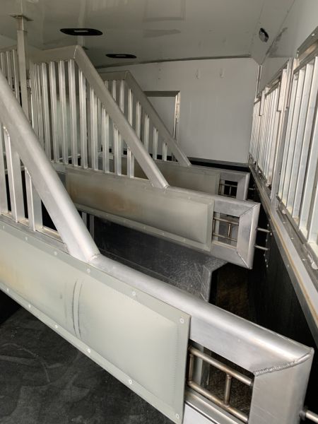 Used 2022 SMC SL8412SR Horse Trailer