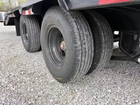 New 2026 PJ Trailers 102X40 GOOSENECK 25K GVWR (MEGA RAMPS) Flatbed Trailer