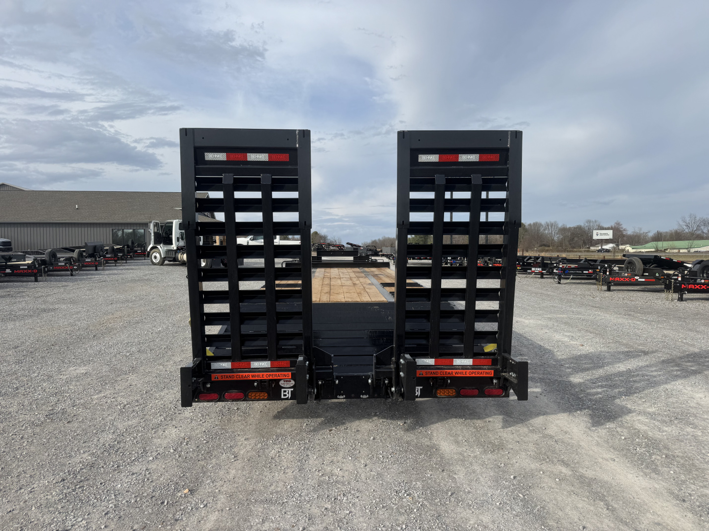 New 2027 Behnke 102"x27' 20 TON Pintle Hitch Tag Trailer *AIR RAMPS*
