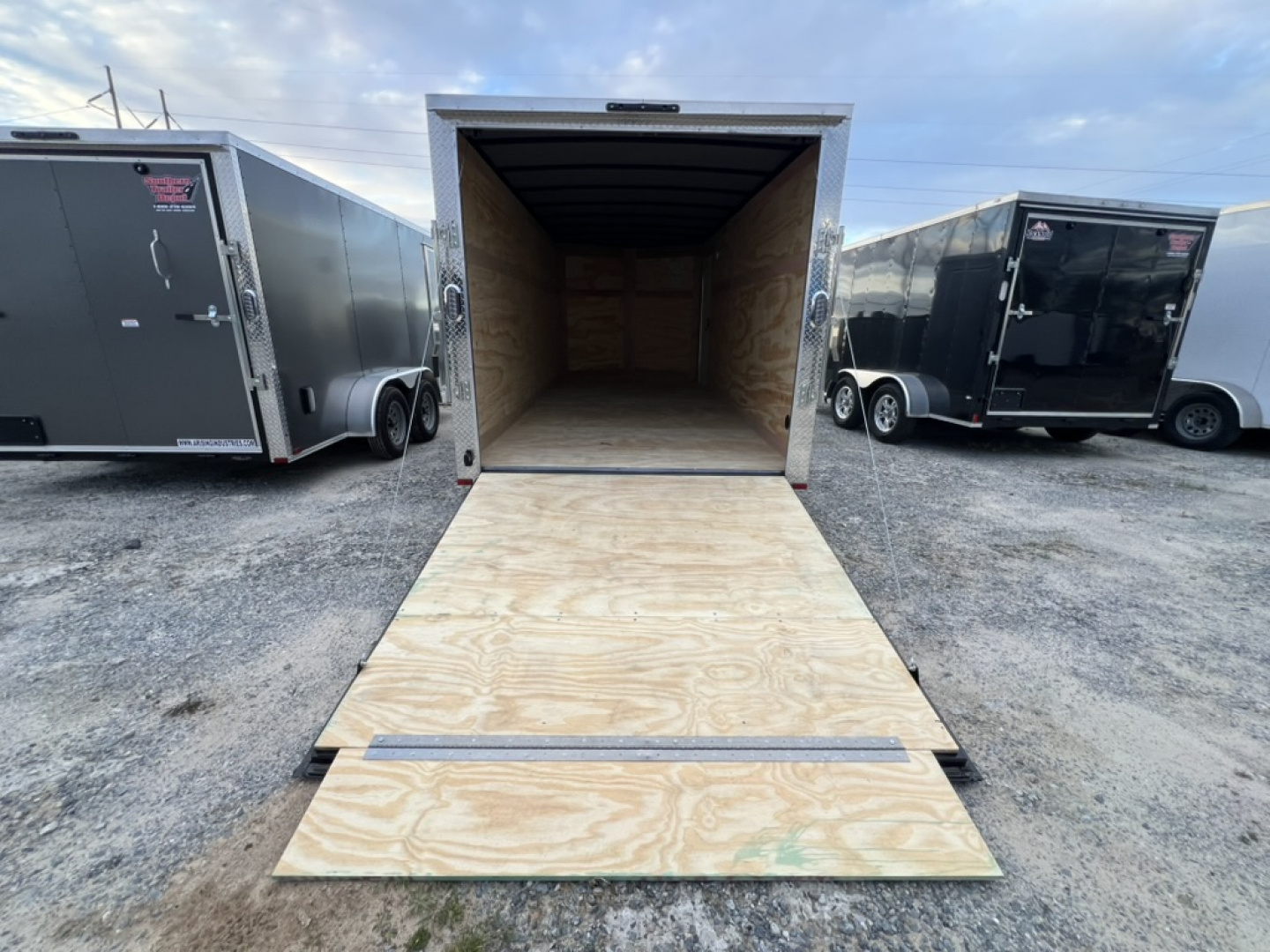 New 2027 Arising 7x14 Tandem Axle EKO Enclosed Cargo Trailer – Gray Polycore