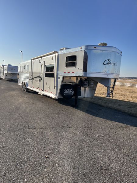 Used 2011 Cherokee 4H 12'LQ Horse Trailer