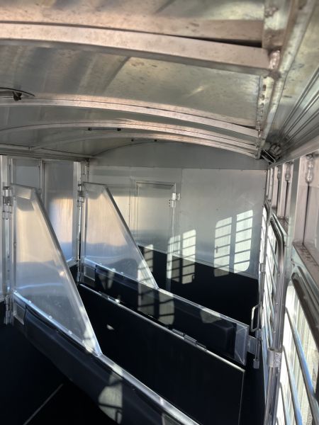 Used 2011 Cherokee 4H 12'LQ Horse Trailer