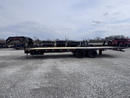 New 2026 MAXX-D YDX 32' Hydraulic Dovetail Gooseneck Equipment Trailer