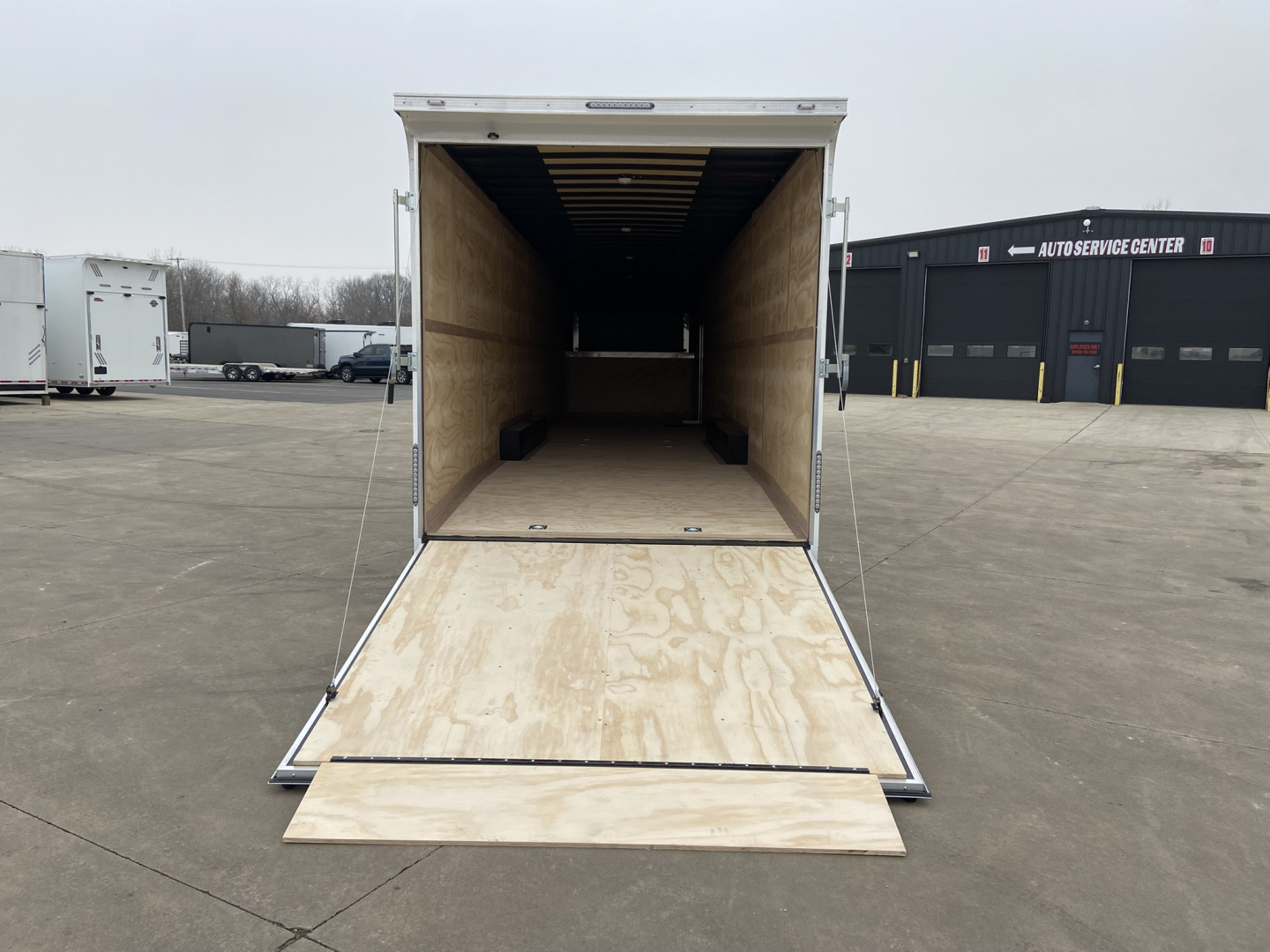 New United UXGN 8.5X48 Car Trailer