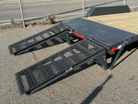 New 2024 Lamar 83  X 16' CC - 10k Car Hauler Equipment Trailer