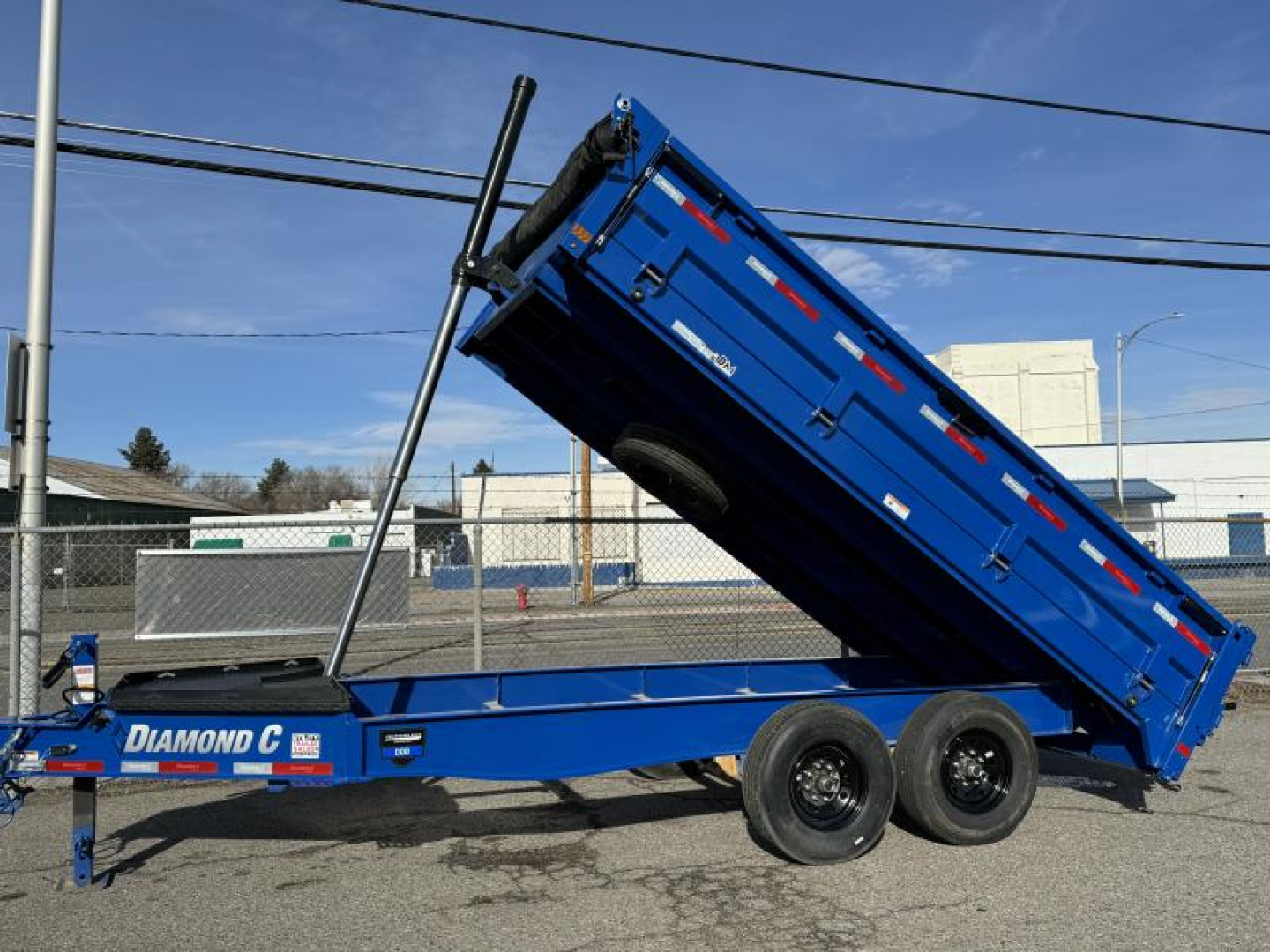 New 2025 Diamond C DOD 96"x14' - 14.9K Deckover Telescopic Dump Trailer